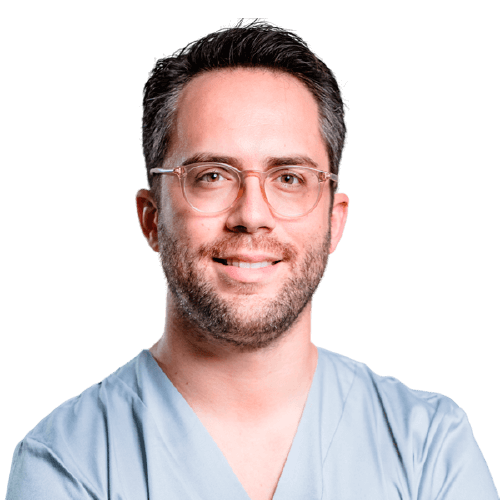 doctor Andrés carillas dentales