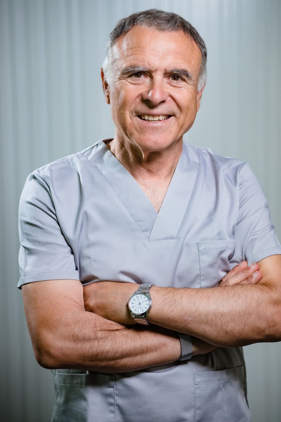 sergio manzanera dentista